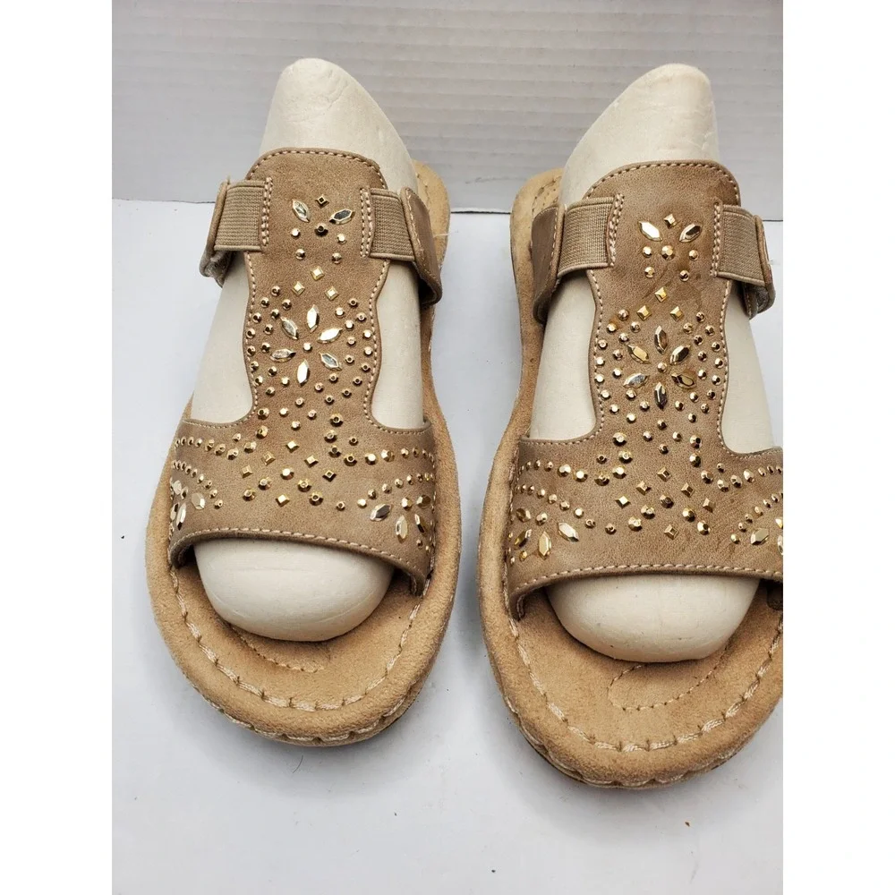 Mountain Sole Karen Sandal Tan Fabric w/Silver Rhinestones Sz 6.5M New Fast Ship